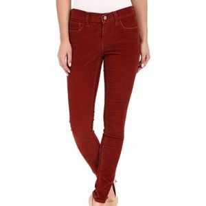 Levi Corduroy 710 Super Skinny Jeans